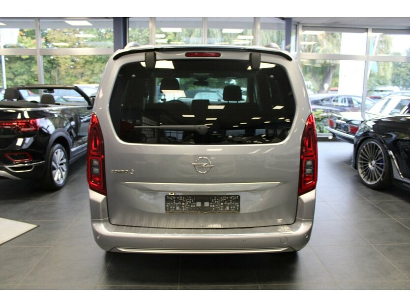 Opel Combo-e Life Ultimate 27.035 km 19.980 € Euskirchen 53881