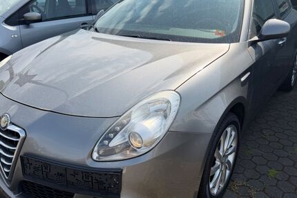 Alfa Romeo Giulietta 259.464 km 3.990 &euro; Köln 50767