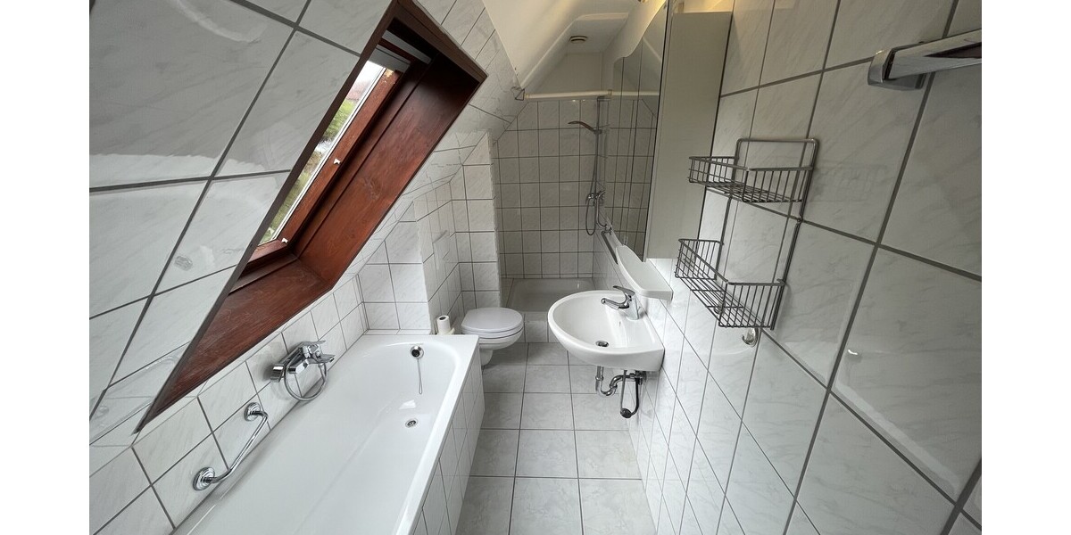 Einfamilienhaus mit großem Garten - Einfamilienhaus Königswinter / Thomasberg Thomasberg | Angebot:27225342