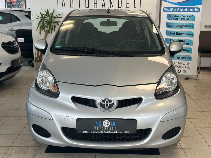 Toyota Aygo (X) 190.000 km 2.299 € Hürth 50354