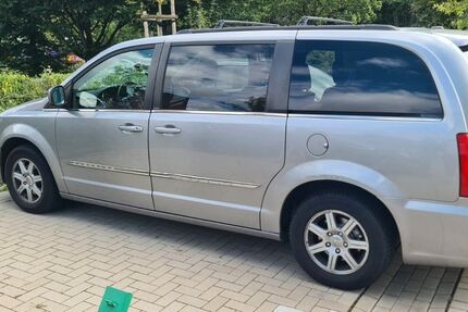 Chrysler Grand Voyager 260.000 km 6.500 € Köln 50765