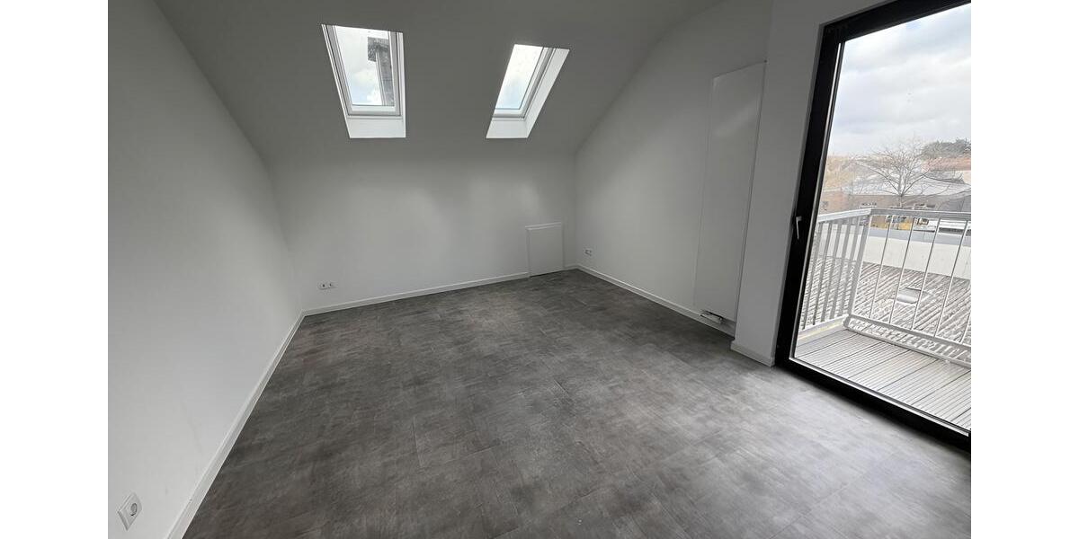 Dachgeschoßwohnung Sankt Augustin - 2 Zimmer, 102 m&sup2;, 1.250&euro; | Angebot:26072587