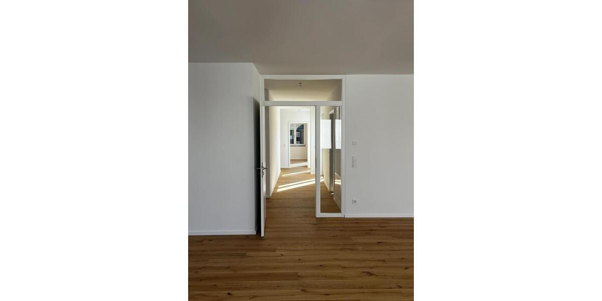 Etagenwohnung Frechen - 4 Zimmer, 175 m&sup2;, 2.975&euro; | Angebot:26073829
