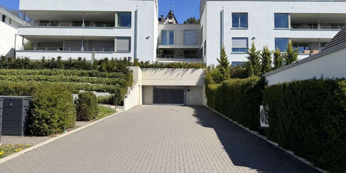 Garagen / Stellplätze Bad Honnef / Rhöndorf (Rhein) Rhöndorf (Rhein) - 28.000&euro; | Angebot:26165082