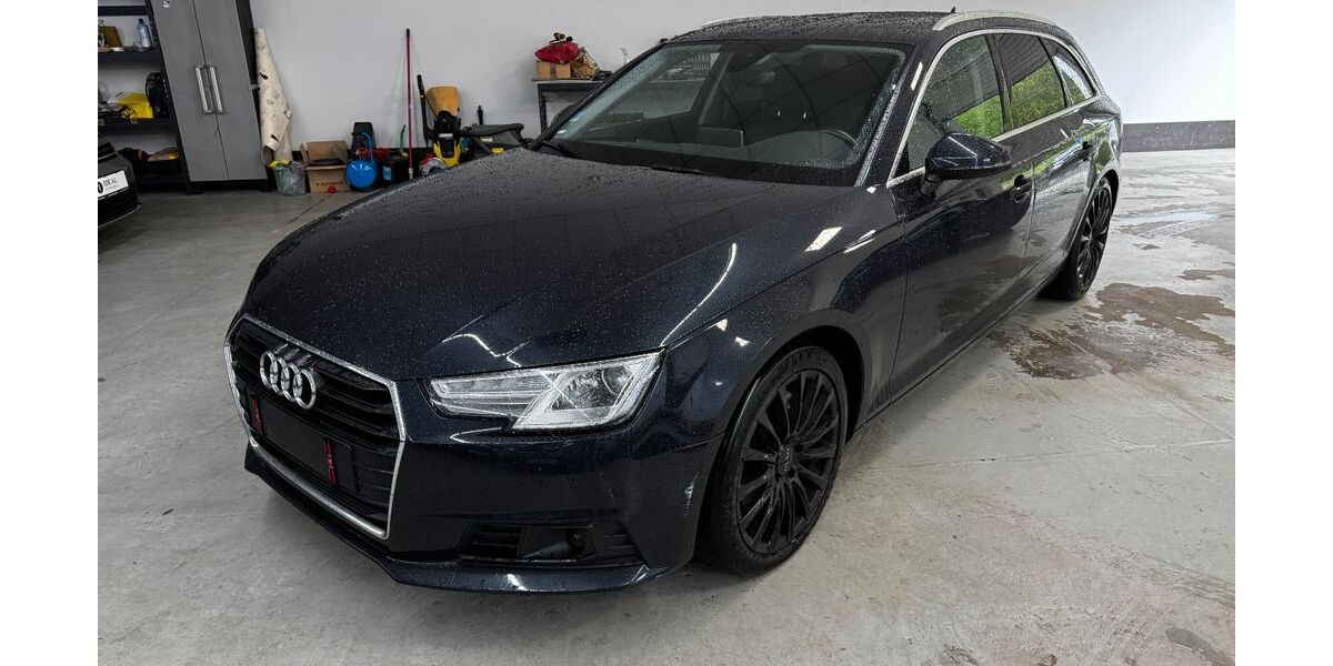 Audi A4 295.000 km 8.250 &euro; Much 53804