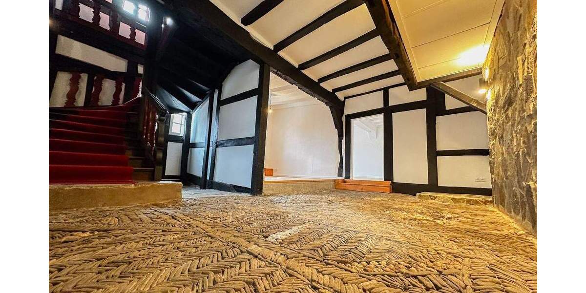 Einfamilienhaus Euskirchen Flamersheim - 7 Zimmer, 190 m&sup2;, 2.660&euro; | Angebot:24139049