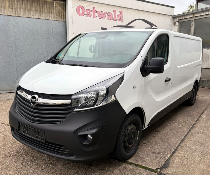 Opel Vivaro 151.000 km 10.990 € Köln 51065