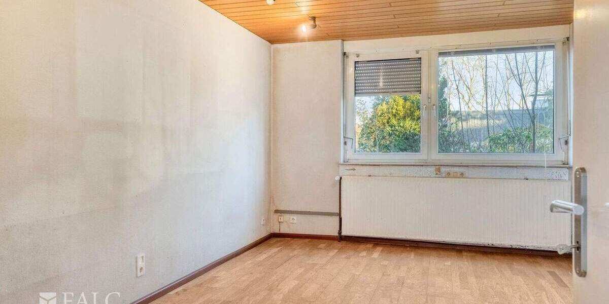 Reihenendhaus Köln Ossendorf - 6 Zimmer, 181 m&sup2;, 599.000&euro; | Angebot:24581055