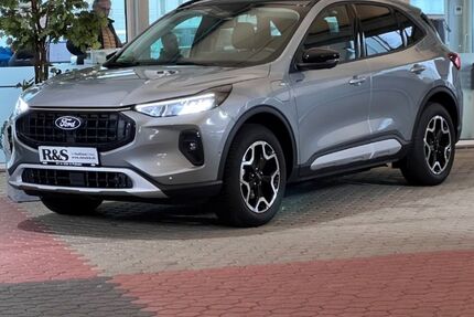 Ford Kuga 19.000 km 39.900 € Köln 50769