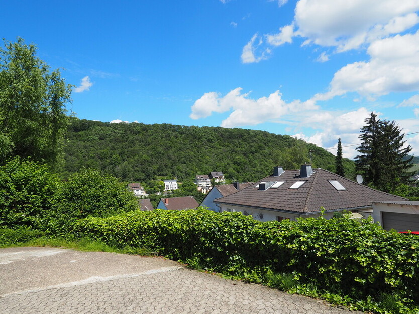 Bezaubernder Weitblick inklusive 3 zimmer