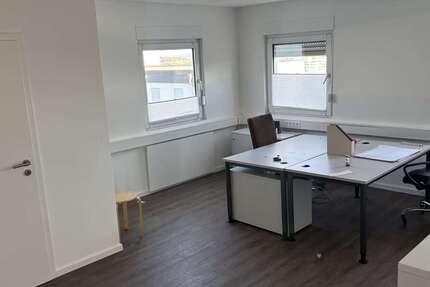 Büro in Much 247 € 38 m² zimmer