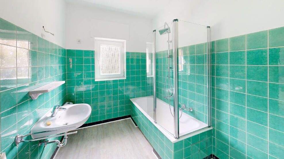 Alt-Hürth! Überwiegend renovierte 2-Zimmer Mietwohnung im Hochparterre mit Sonnenterrasse und Gemeinschaftsgarten in einem ruhigen Wohngebiet! (SN 493 2 zimmer