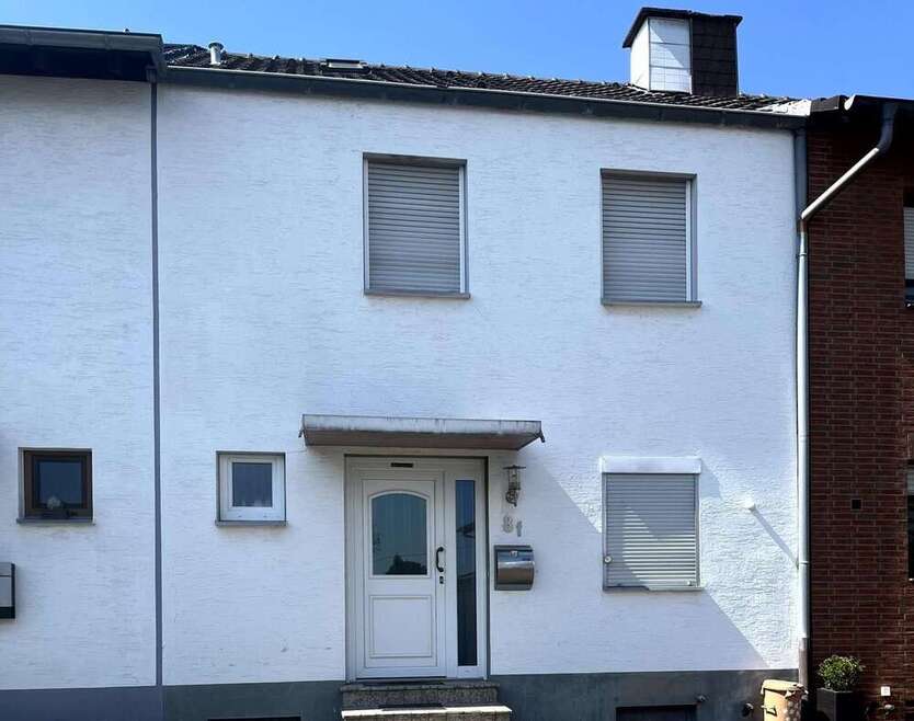 Haus zum Kaufen in Niederkassel 320.000 € 85 m²