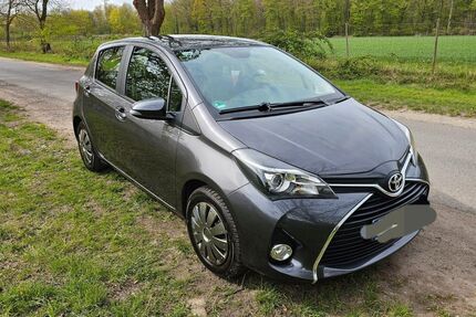 Toyota Yaris 49.000 km 10.490 &euro; Frechen 50226