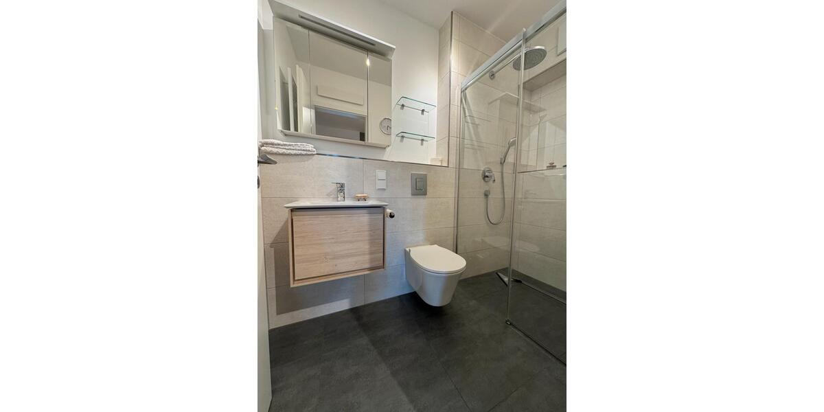 Etagenwohnung Köln Rodenkirchen - 3 Zimmer, 92 m&sup2;, 635.000&euro; | Angebot:26368861