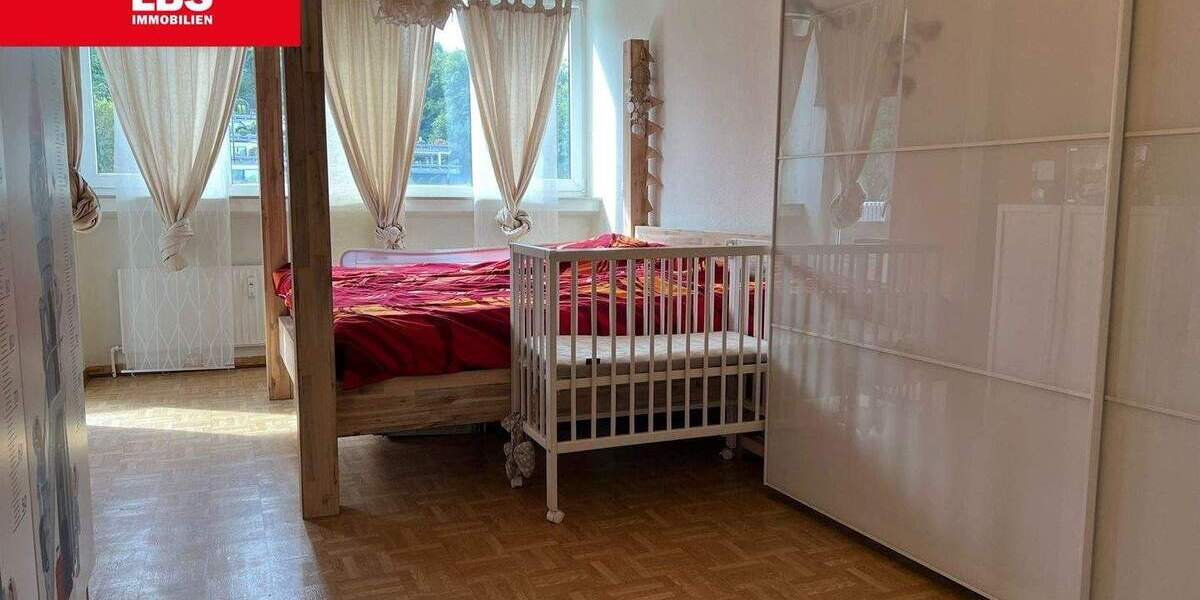 Etagenwohnung Bonn Poppelsdorf - 3 Zimmer, 83 m&sup2;, 235.000&euro; | Angebot:24450254