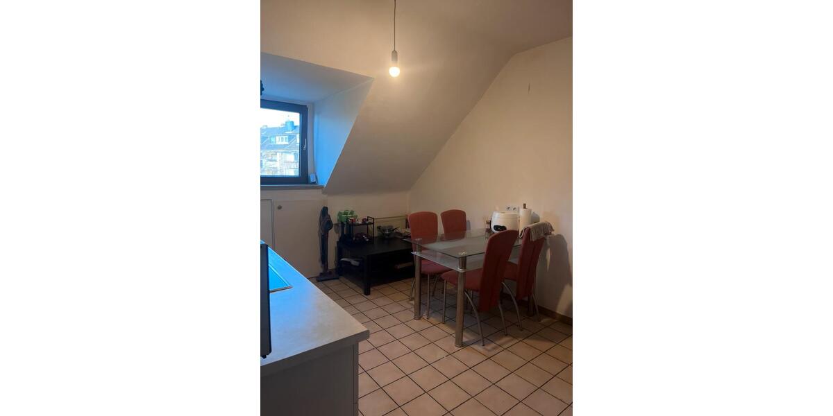 Dachgeschoßwohnung Köln Kalk - 475&euro; | Angebot:24652544