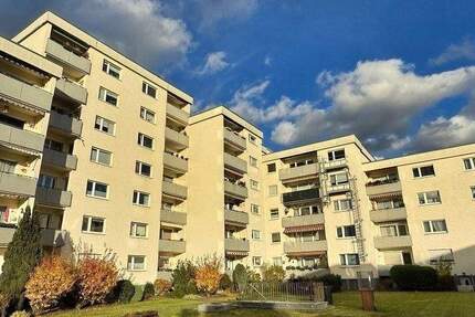 3-Zimmer-Wohnung mit Traum-Ausblick in Bergisch Gladbach-Refrath 3 zimmer