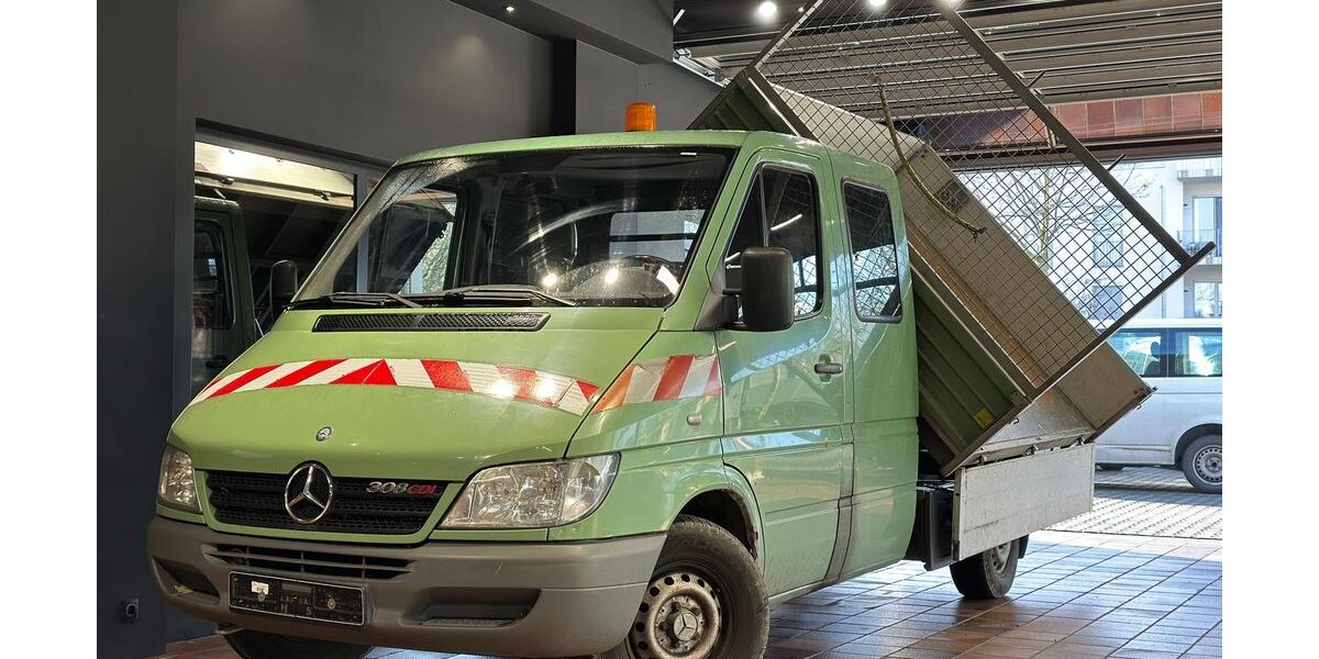 Mercedes-Benz Sprinter 249.487 km 11.900 &euro; Bonn 53177