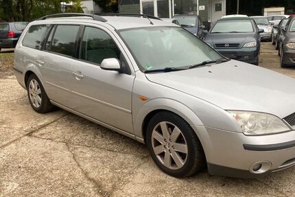 Ford Mondeo 227.919 km 800 € Bonn 53227