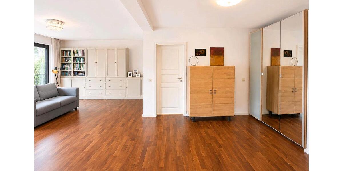 Etagenwohnung Bornheim - 3 Zimmer, 100 m&sup2;, 359.000&euro; | Angebot:27298970