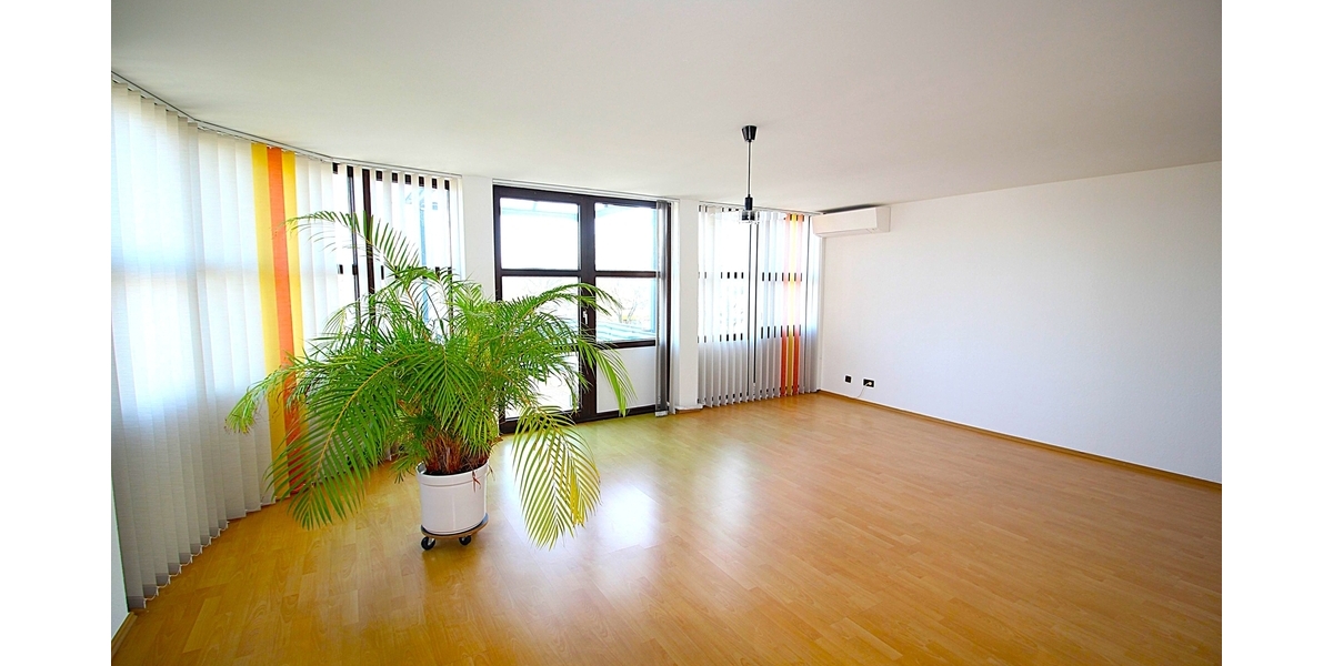Bezugsfrei! Barrierefrei! Frisch renoviert! Top 2 Zimmer ETW mit Aufzug, Terrasse, und TG-Stellplatz - Etagenwohnung Sankt Augustin | Angebot:26905800