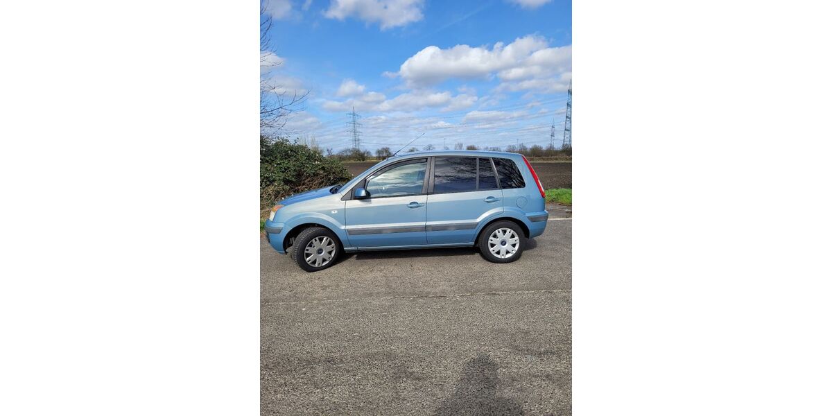 Ford Fusion 126.000 km 4.900 &euro; Hürth 50354