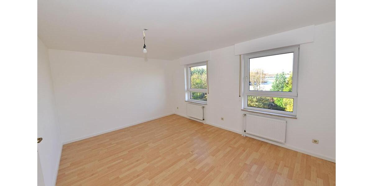 Reihenhaus Hennef (Sieg) - 5 Zimmer, 124 m&sup2;, 1.650&euro; | Angebot:24698246