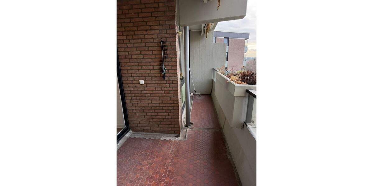 Etagenwohnung Köln Westhoven - 3 Zimmer, 96 m&sup2;, 1.400&euro; | Angebot:24702074