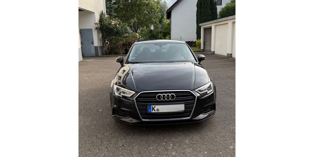 Audi A3 158.000 km 14.500 &euro; Köln 51109