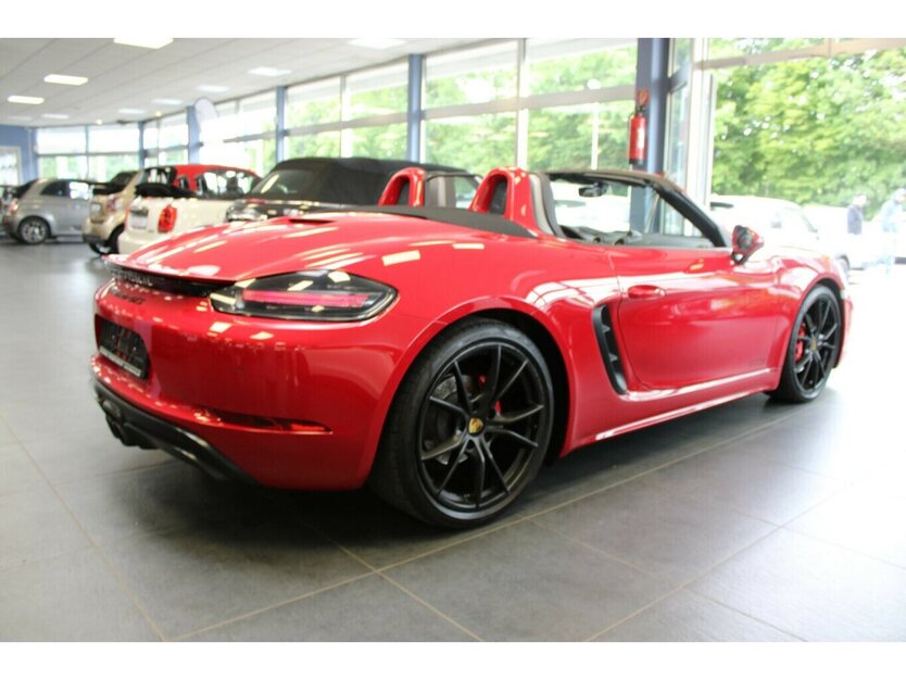 Porsche Boxster 718 GTS Sport-/AGA/Chrono/Design 73.299 km 63.980 € Euskirchen 53881