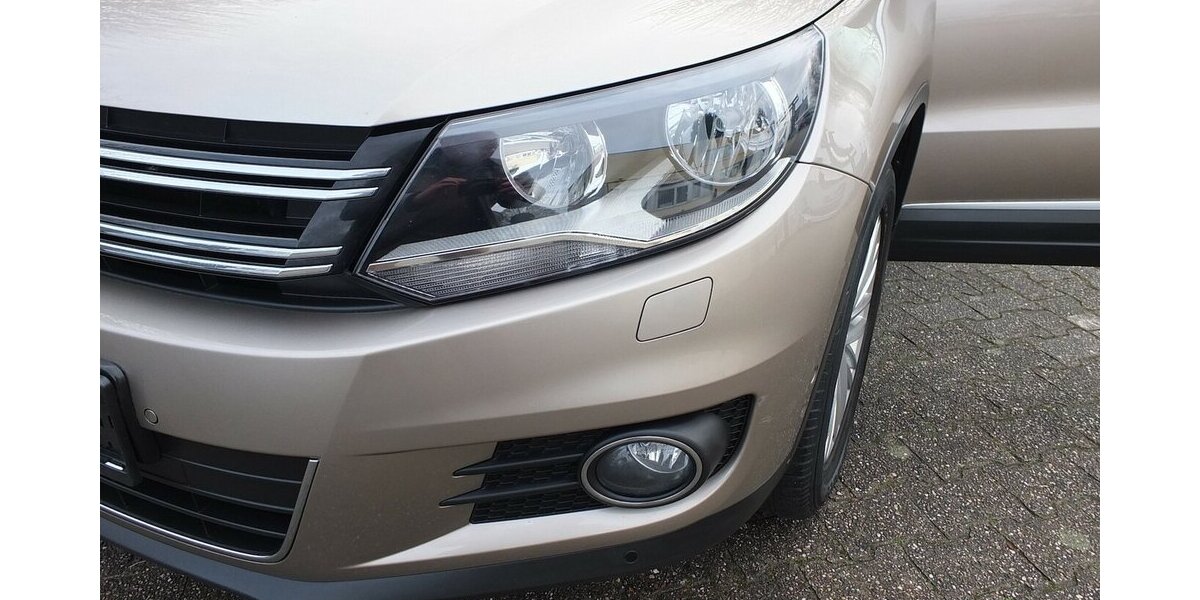VW Tiguan CUP SPORT NAVI PARKPILOT TEMPOMAT 88.859 km 10.908 &euro; Köln 50858