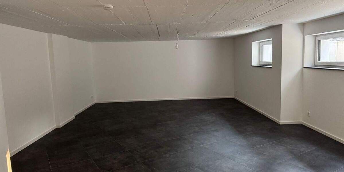 Etagenwohnung Frechen - 4 Zimmer, 205 m&sup2;, 4.540&euro; | Angebot:25728805