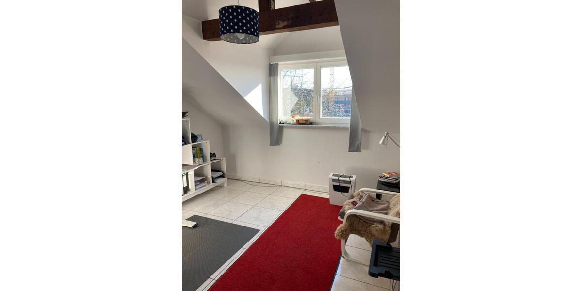 Doppelhaushälfte Erftstadt - 4.5 Zimmer, 153 m&sup2;, 2.000&euro; | Angebot:25844204