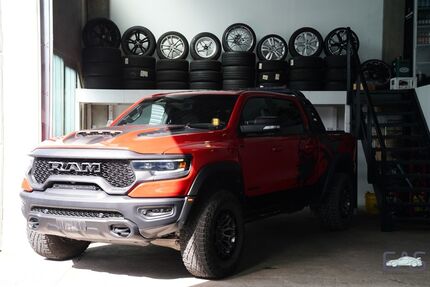 Dodge RAM 31.085 km 115.990 € Niederkassel 53859