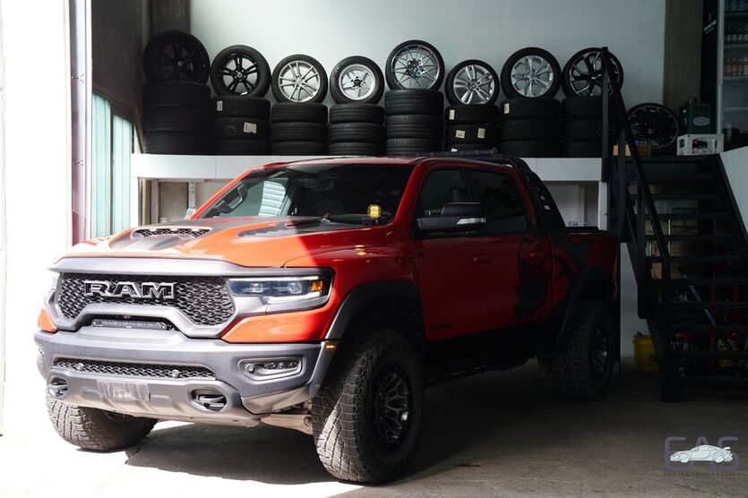 Dodge RAM 31.085 km 115.990 € Niederkassel 53859