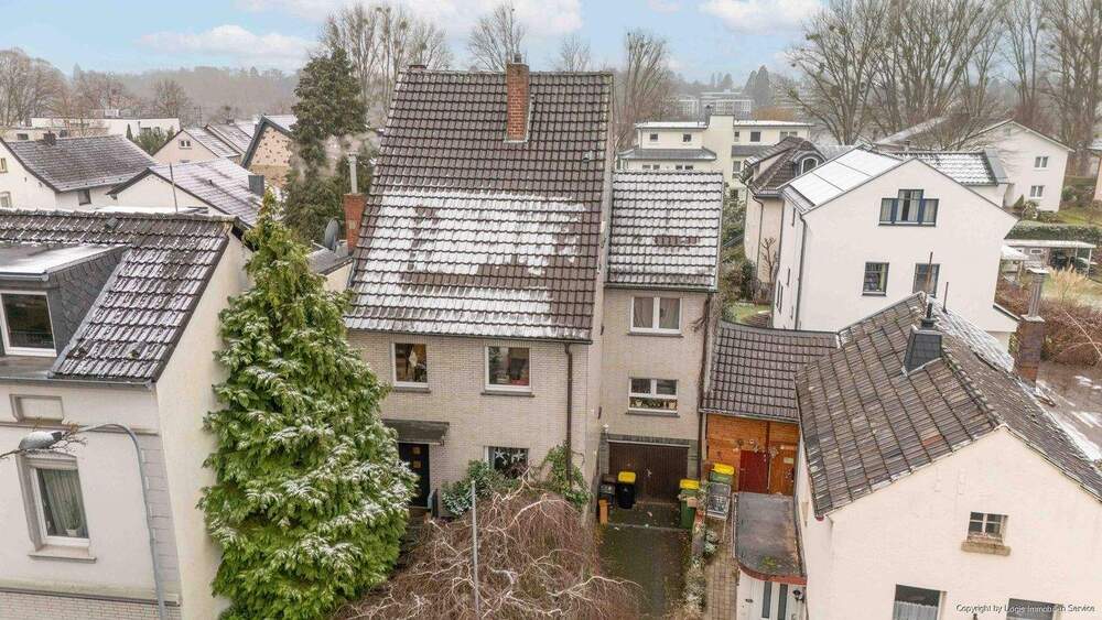 Einfamilienhaus Königswinter / Niederdollendorf Niederdollendorf - 8 Zimmer, 197 m&sup2;, 498.000&euro; | Angebot:24746967