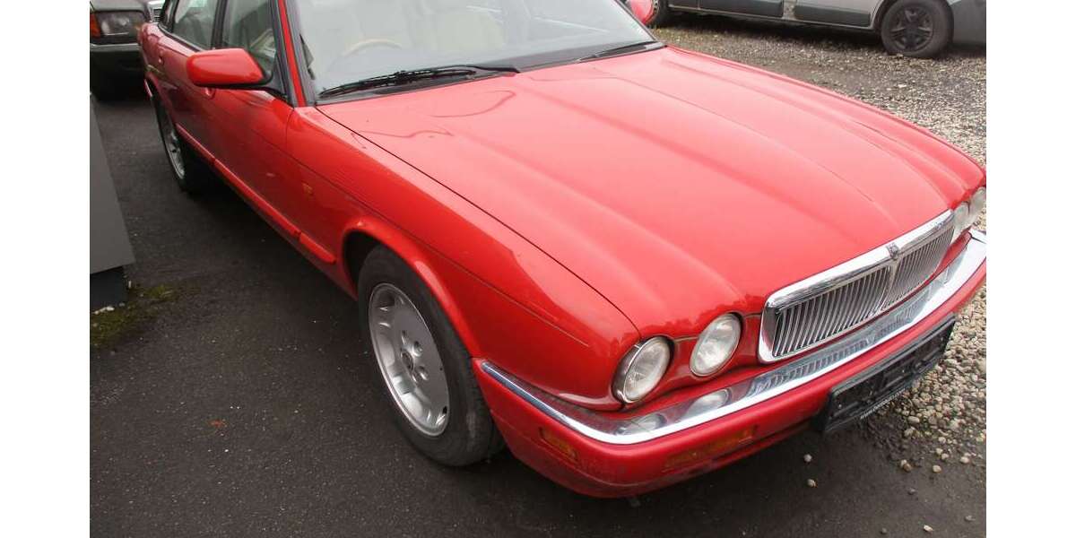Jaguar XJ 96.000 km 5.500 &euro; Bonn/Bad-Godesberg 53175