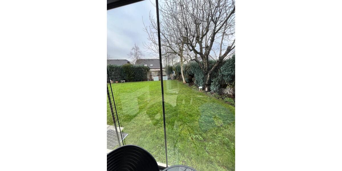 Reihenhaus Wesseling - 7 Zimmer, 230 m&sup2;, 2.200&euro; | Angebot:24802322