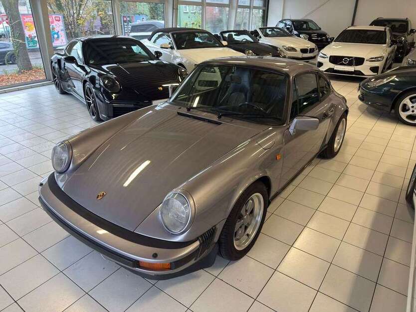Porsche 911 110.000 km 94.900 € Köln 50827