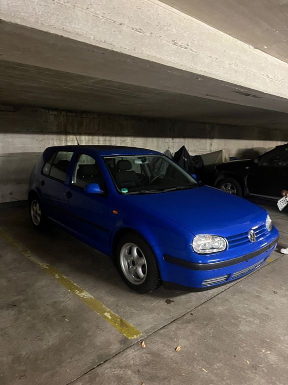 VW Golf 166.000 km 1.100 € Bonn 53117