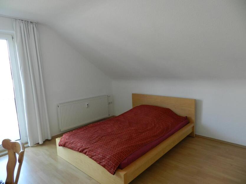 Gemütliche DG Wohnung 2ZKDB Waldnähe, Bornh.-Merten zimmer