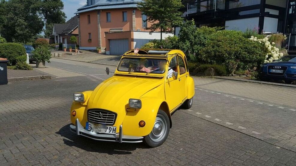 2 CV