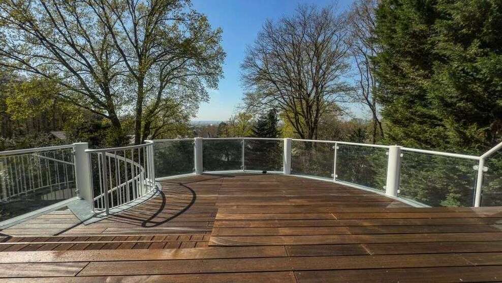 Haus zum Kaufen in Bonn 1.285.000 € 240 m²