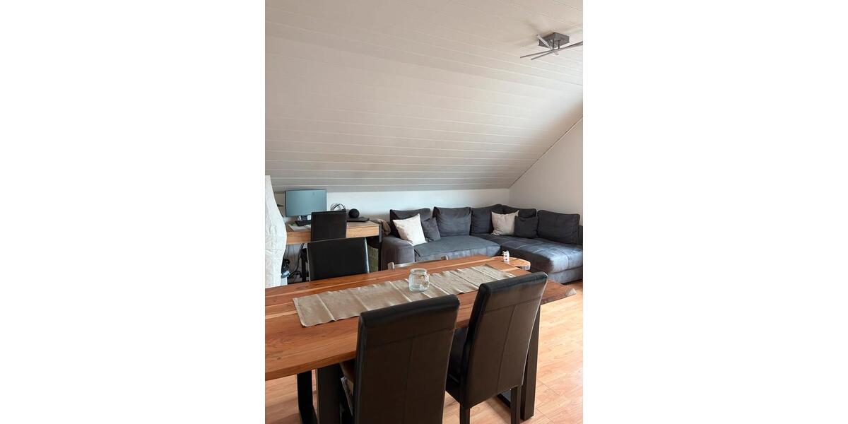 Dachgeschoßwohnung Overath - 2 Zimmer, 60 m&sup2;, 719&euro; | Angebot:26462853