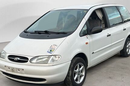 Ford Galaxy 203.300 km 2.450 € Eitorf 53783