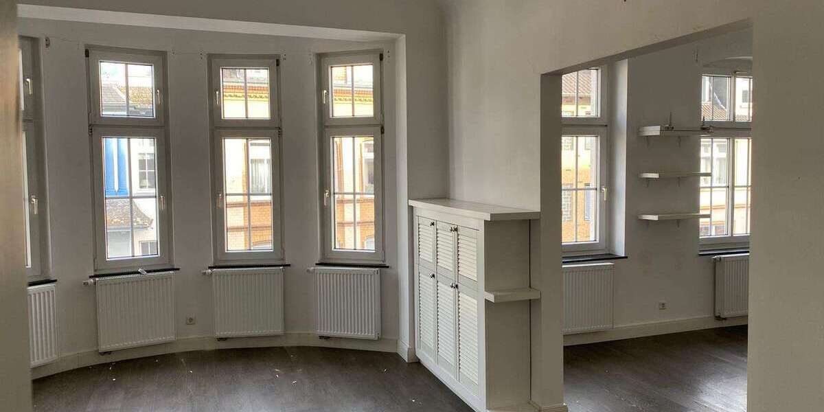 Wohnung zum Mieten in Siegburg 1.450 € 128 m² 5 zimmer