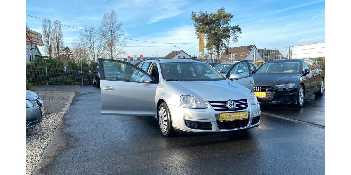 VW Golf 220.000 km 2.800 &euro; Bonn 53227