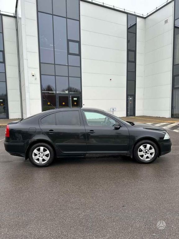 Skoda Octavia 125.000 km 2.900 € Königswinter 53639