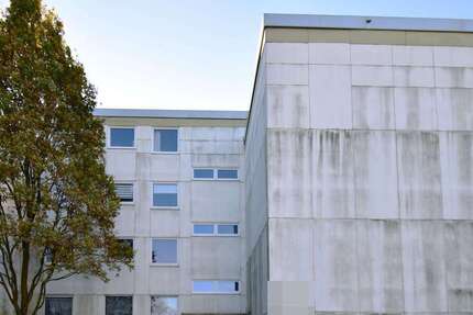 Wohnung zum Kaufen in Bonn 210.000 € 89.27 m² 4 zimmer